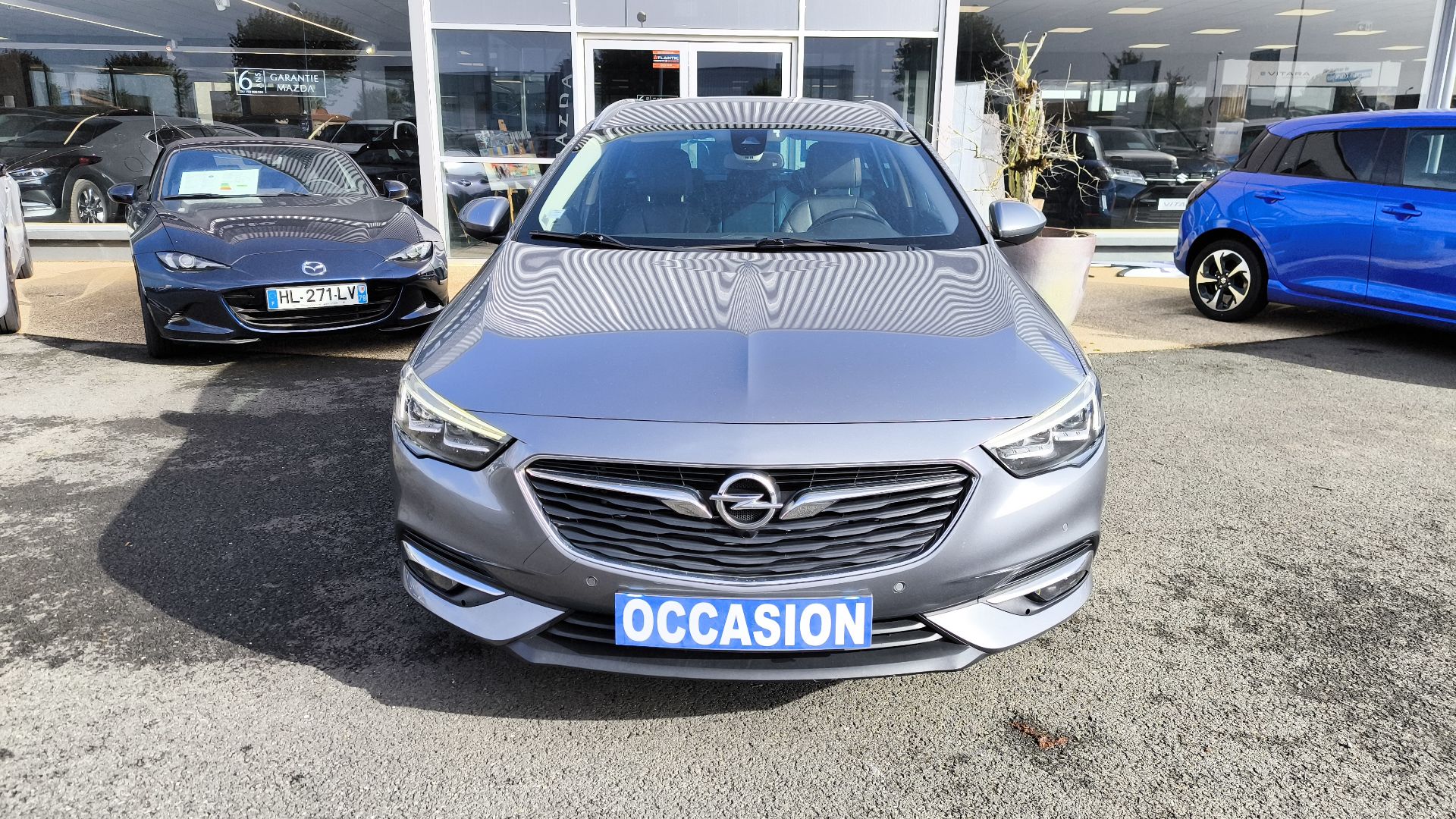 OPEL Insignia Sports Tourer 1.6 Diesel 136 ch BVA6 Elite - Véhicule Occasion - Océane Auto OPEL Insignia Sports Tourer 1.6 Diesel 136 ch BVA6 Elite - Véhicule Occasion Océane Auto
