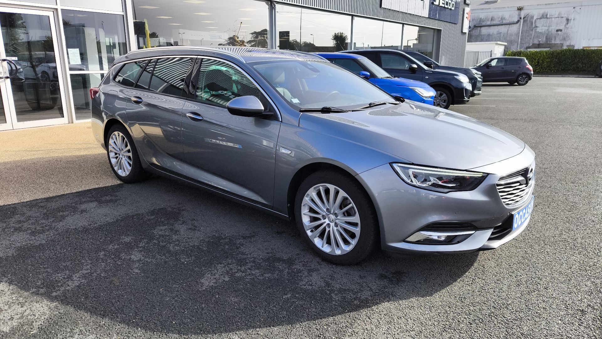 OPEL Insignia Sports Tourer 1.6 Diesel 136 ch BVA6 Elite - Véhicule Occasion - Océane Auto OPEL Insignia Sports Tourer 1.6 Diesel 136 ch BVA6 Elite - Véhicule Occasion Océane Auto