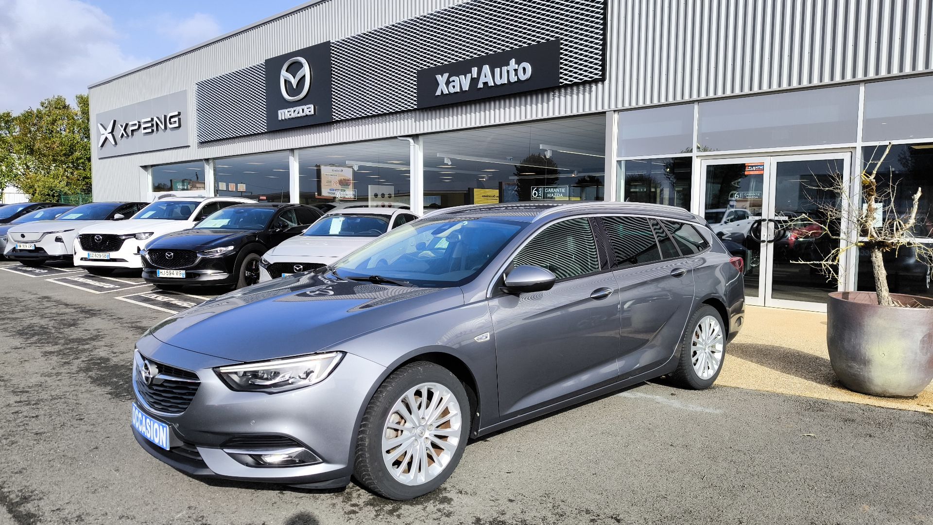 OPEL Insignia Sports Tourer 1.6 Diesel 136 ch BVA6 Elite - Véhicule Occasion - Océane Auto OPEL Insignia Sports Tourer 1.6 Diesel 136 ch BVA6 Elite - Véhicule Occasion Océane Auto