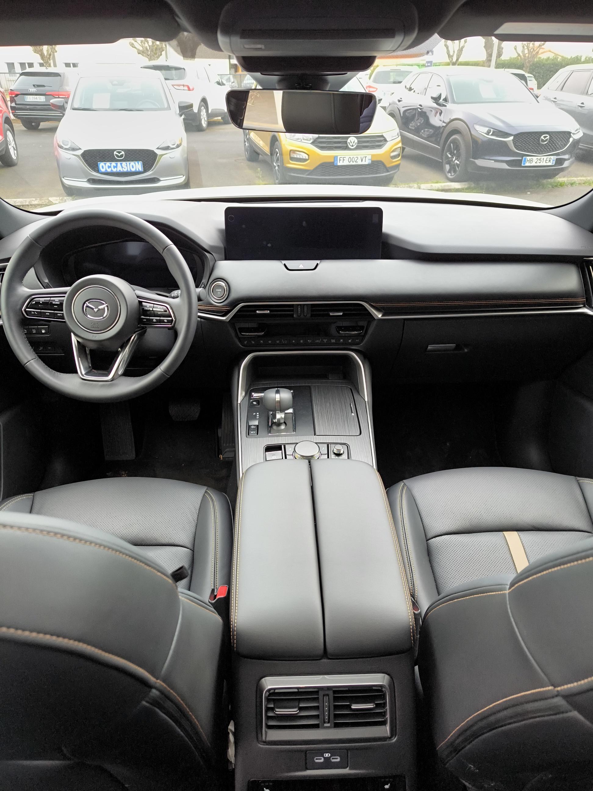 MAZDA CX-80 2.5L e-SKYACTIV PHEV 327 ch 4x4 BVA8 Homura Plus - Véhicule Occasion - Océane Auto MAZDA CX-80 2.5L e-SKYACTIV PHEV 327 ch 4x4 BVA8 Homura Plus - Véhicule Occasion Océane Auto