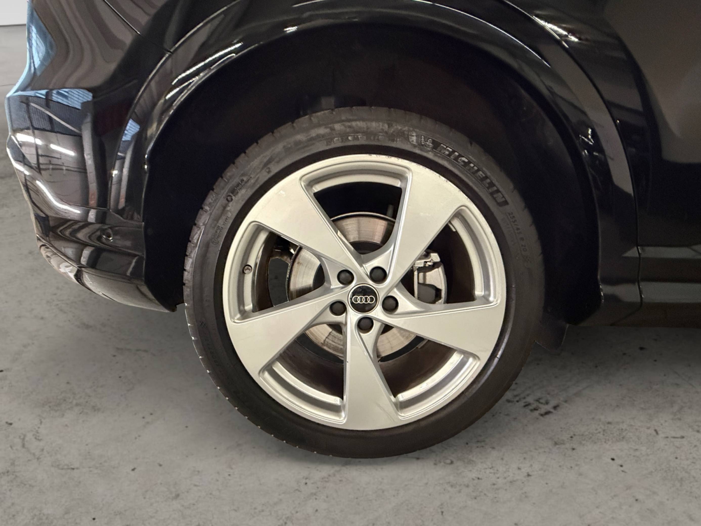 Q5 TFSI 204 ch Hybride S tronic 7 Quattro