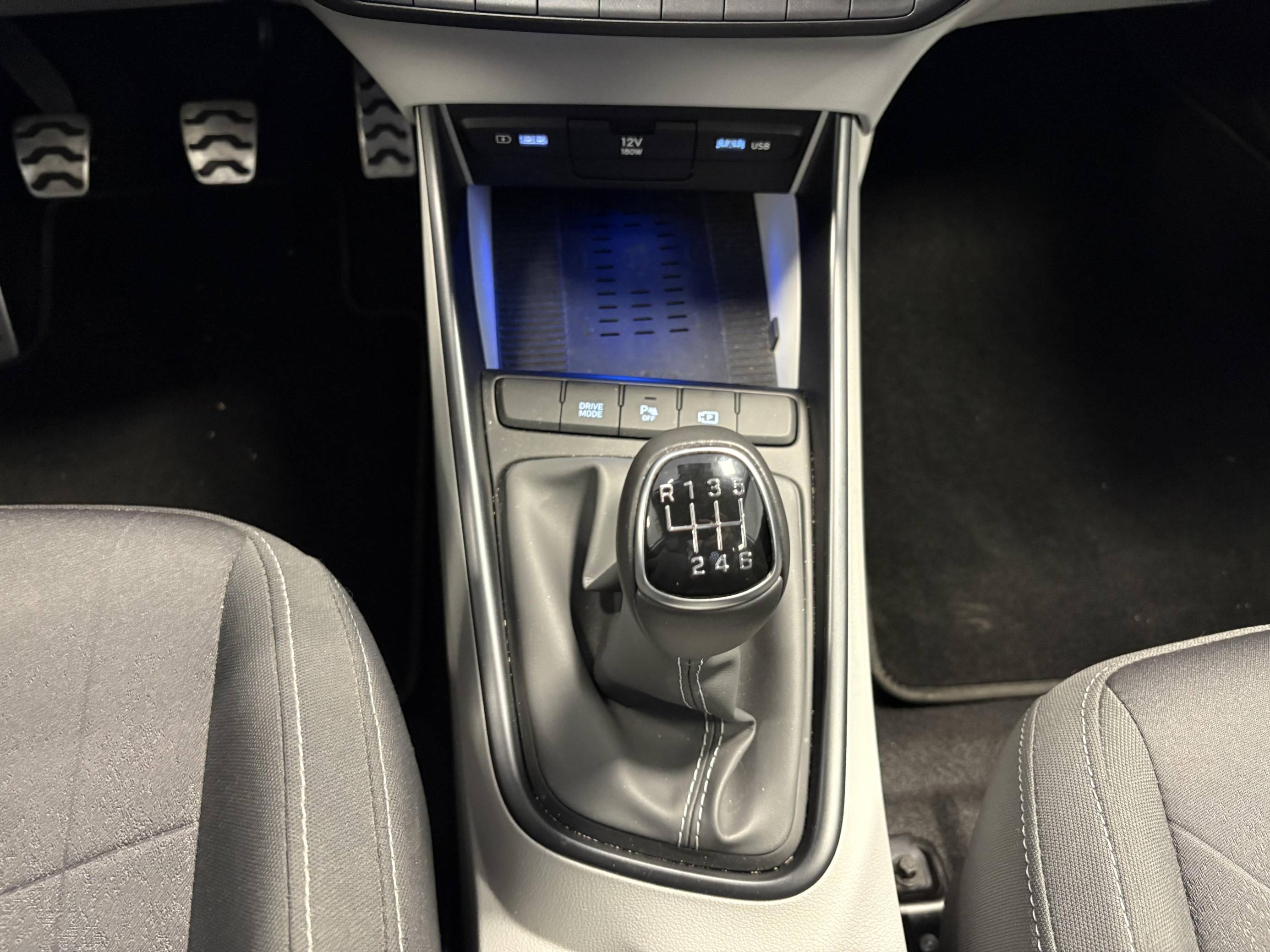 Bayon 1.0 T-GDi 100 Hybrid 48V