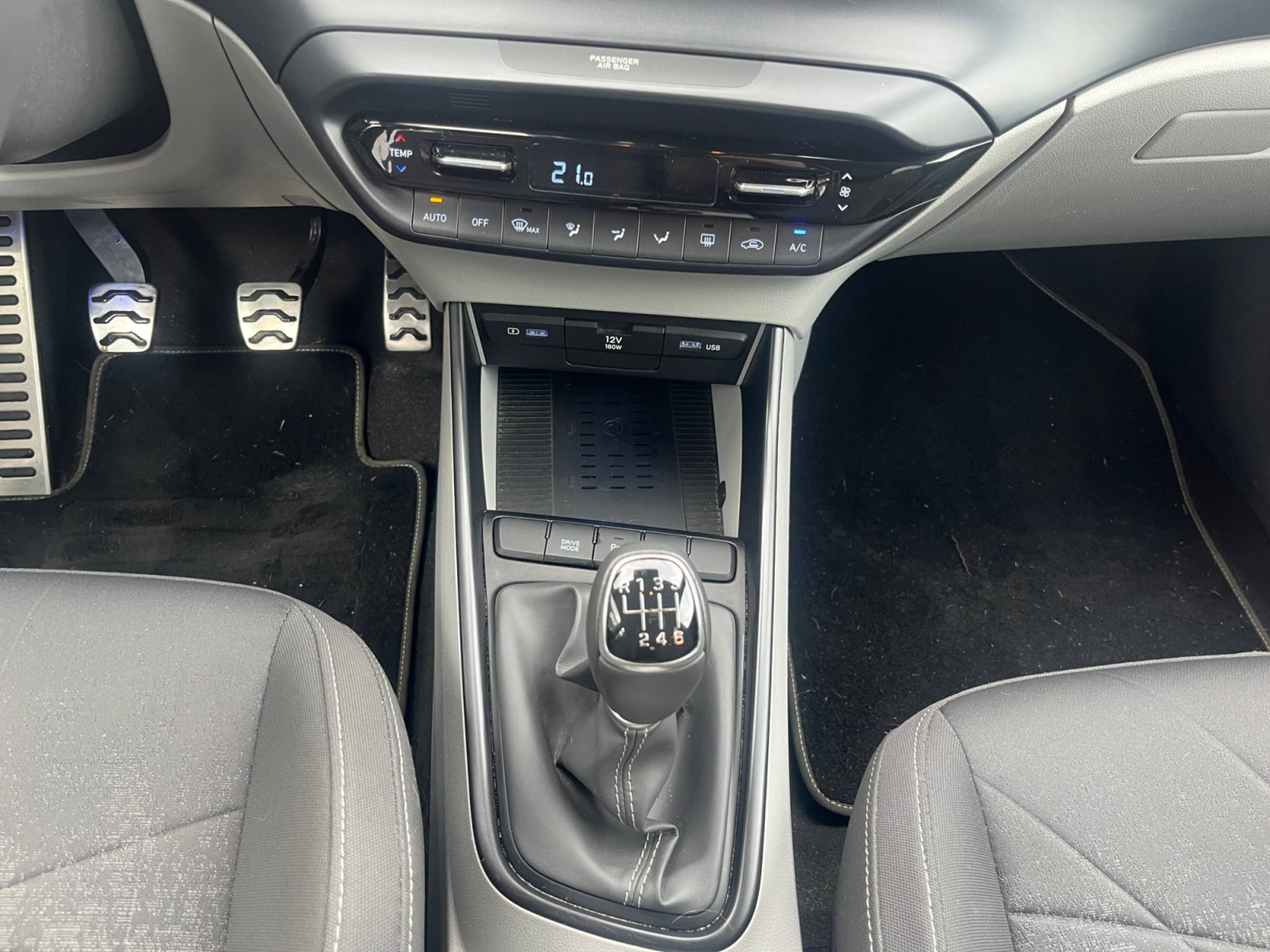 Bayon 1.0 T-GDi 100 Hybrid 48V