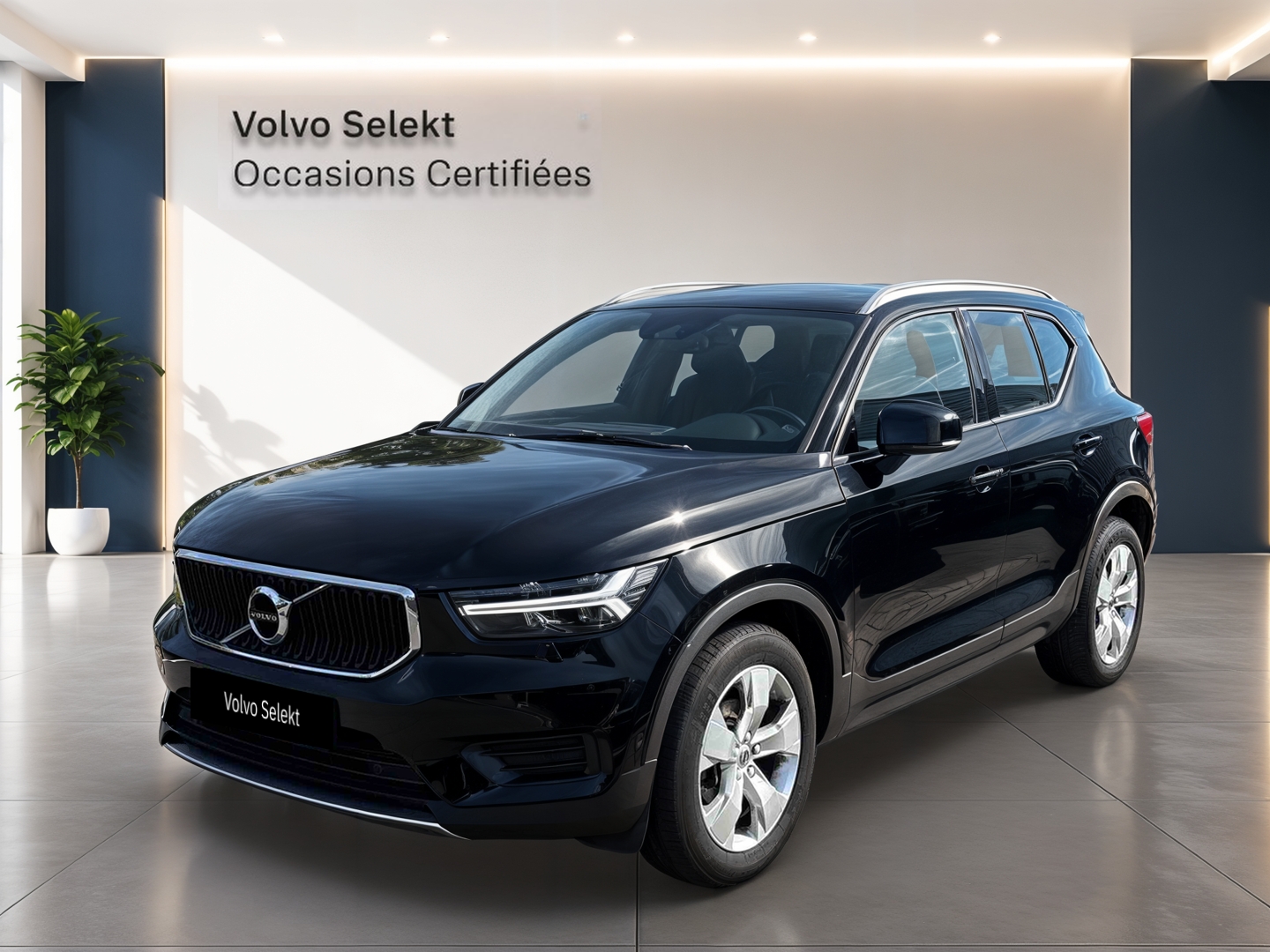 VOLVO XC40