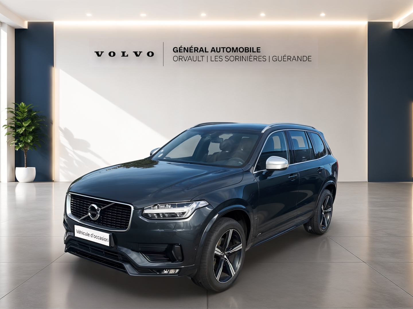 VOLVO XC90