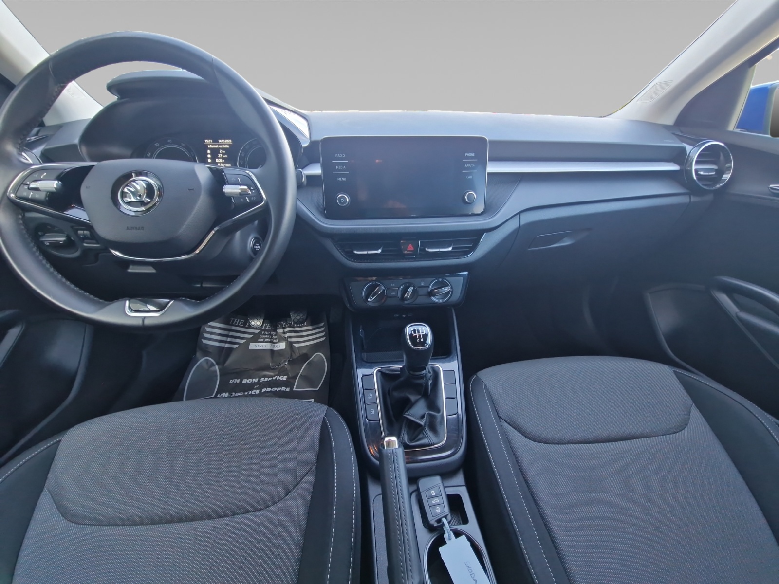 SKODA FABIA CONSOLE+CENTRALE