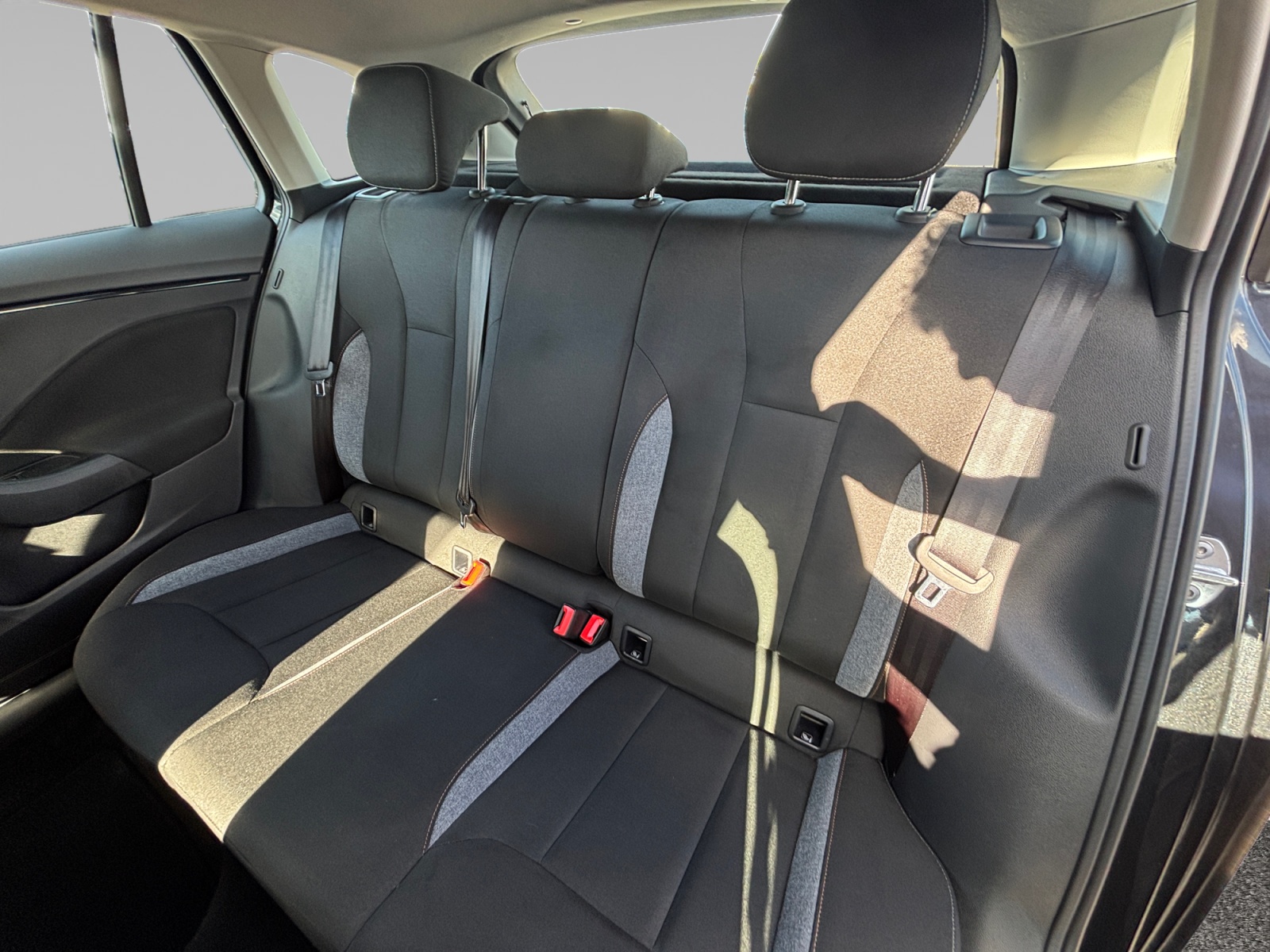 SKODA SCALA SIEGE+ARRIERE+GAUCHE