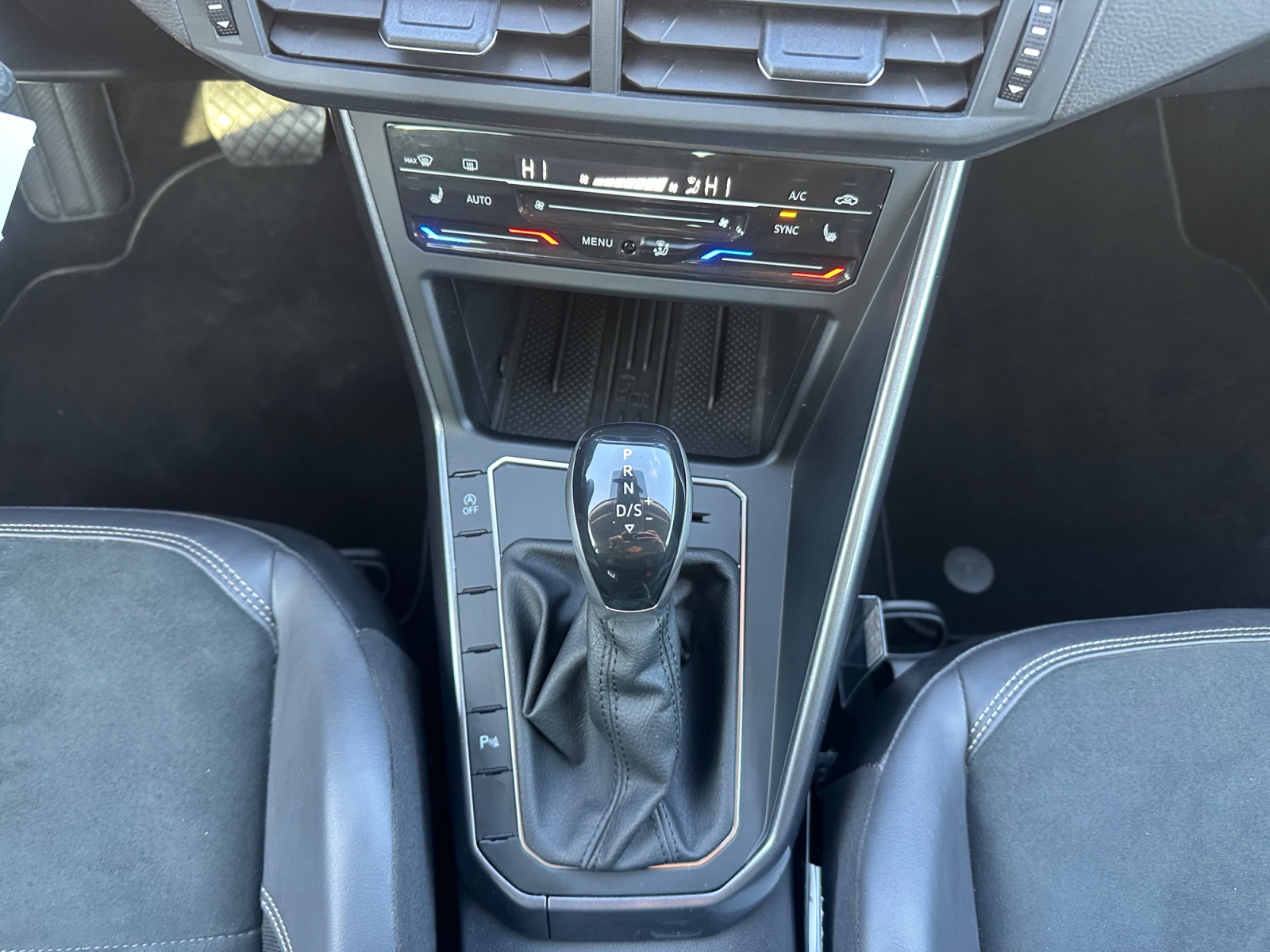 VOLKSWAGEN POLO CONSOLE+CENTRALE