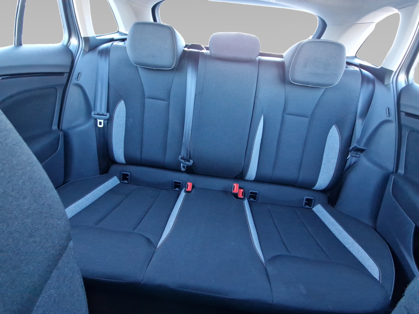SKODA SCALA SIEGE+ARRIERE+GAUCHE