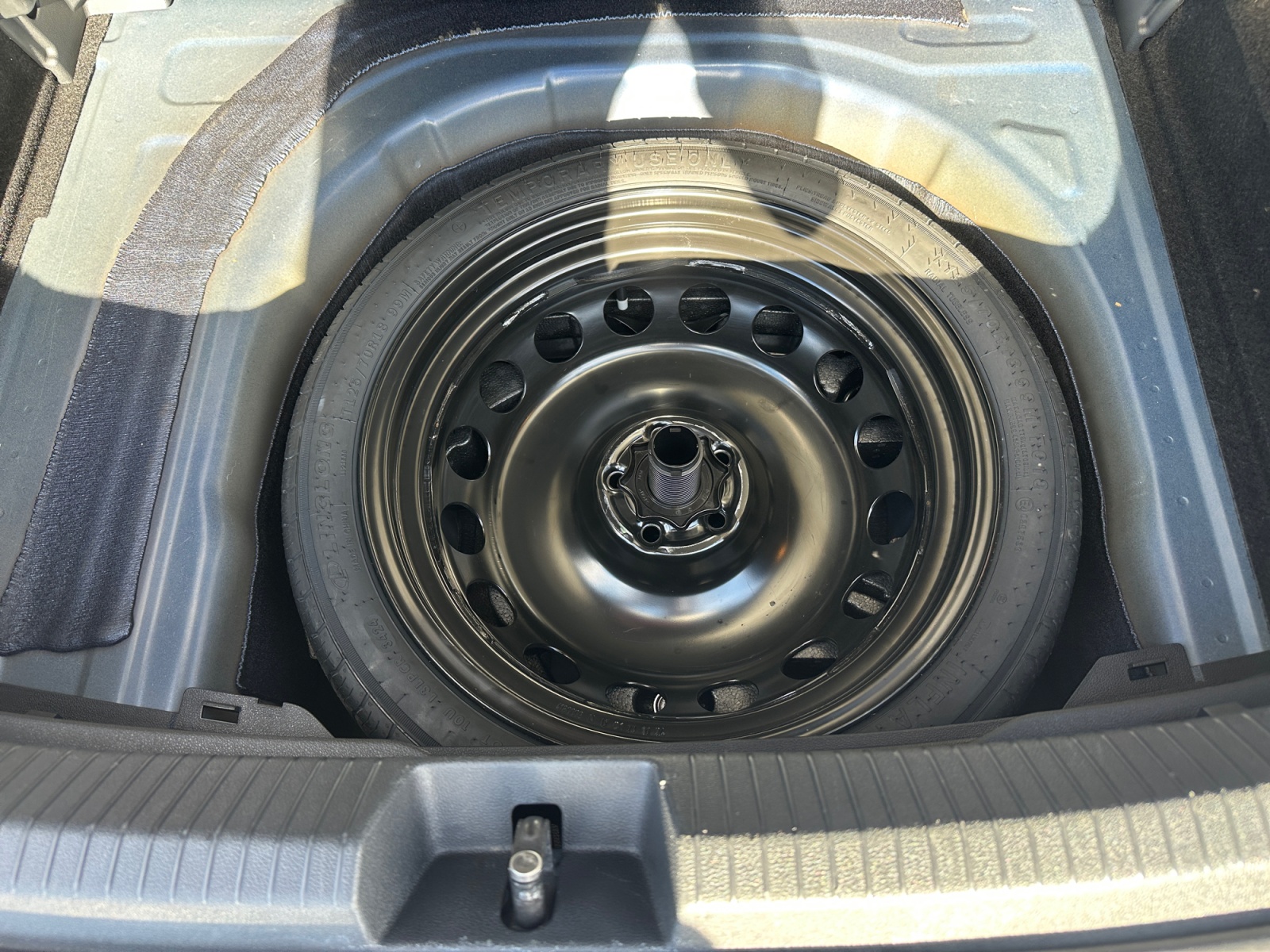 VOLKSWAGEN TAIGO INTERIEUR+PASSAGER