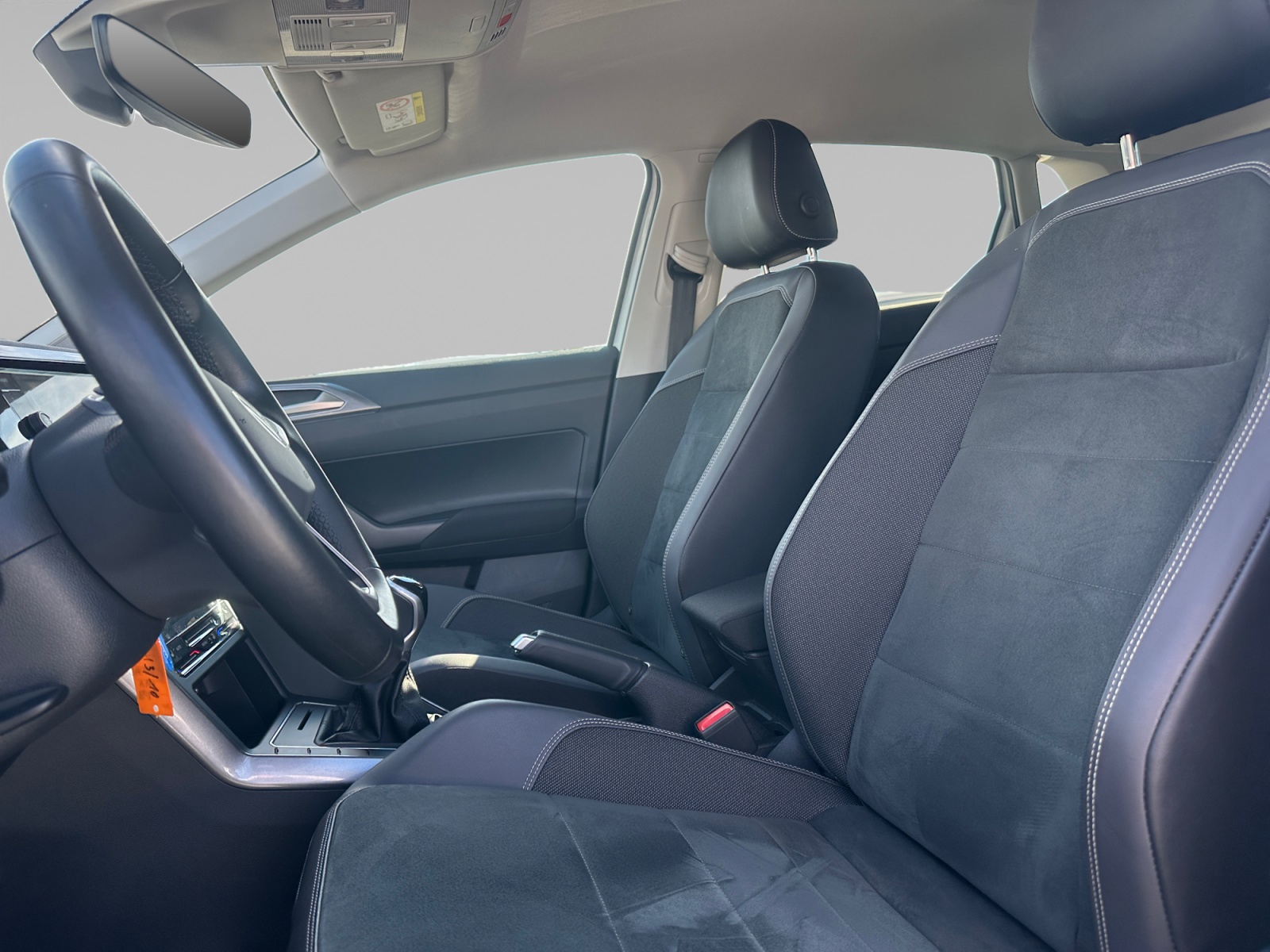 VOLKSWAGEN POLO INTERIEUR+CONDUCTEUR