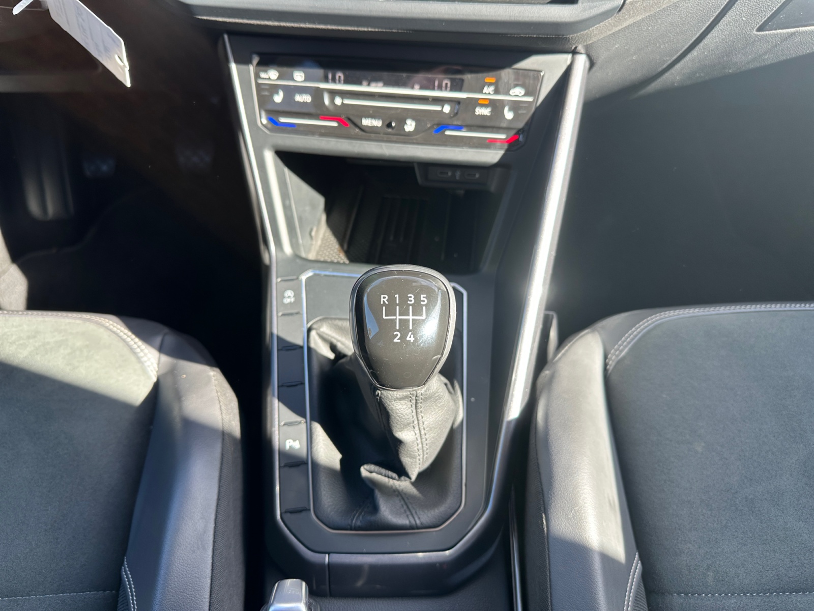 VOLKSWAGEN POLO CONSOLE+CENTRALE