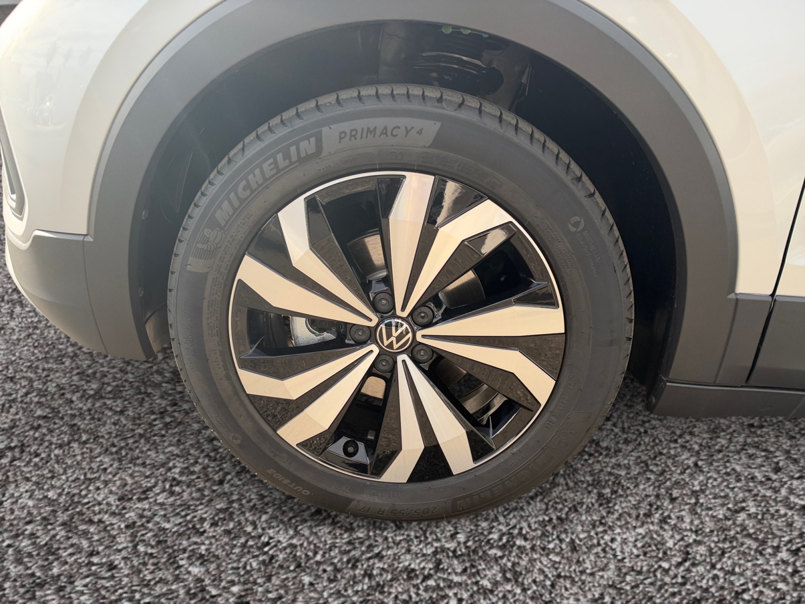 VOLKSWAGEN T CROSS JANTE+AVANT+GAUCHE