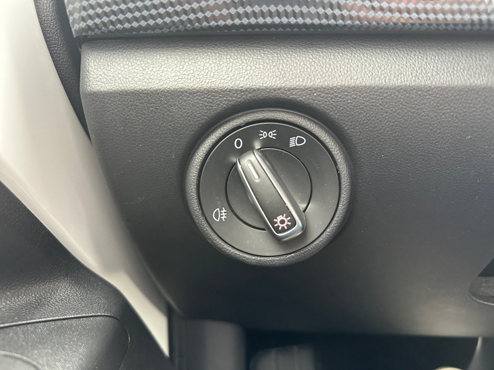 VOLKSWAGEN E UP+20