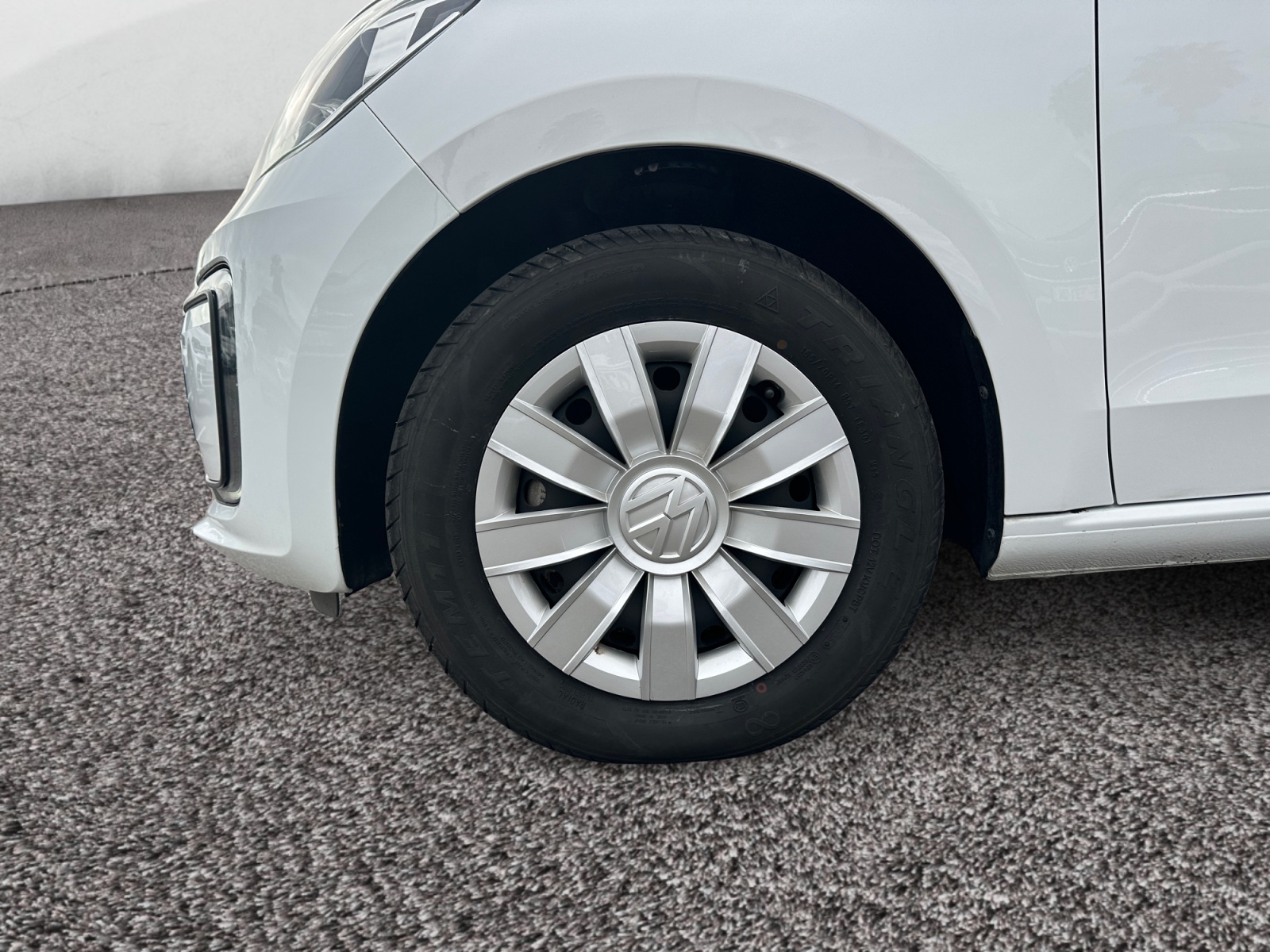 VOLKSWAGEN E UP+20 JANTE+AVANT+GAUCHE