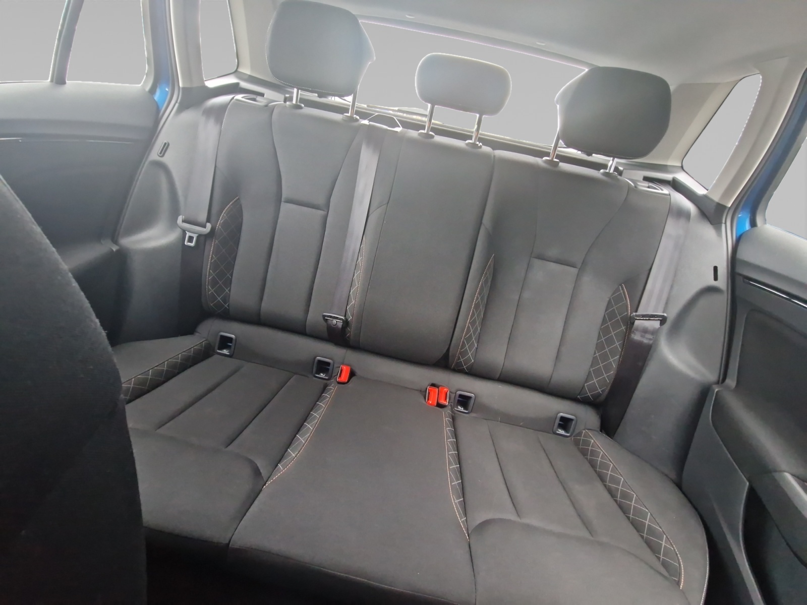 SKODA KAMIQ SIEGE+ARRIERE+GAUCHE