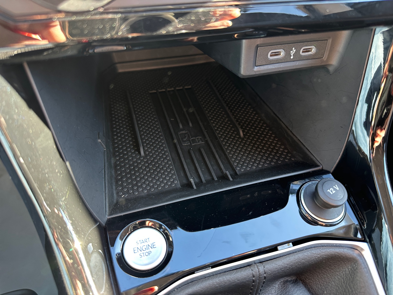 VOLKSWAGEN T CROSS
