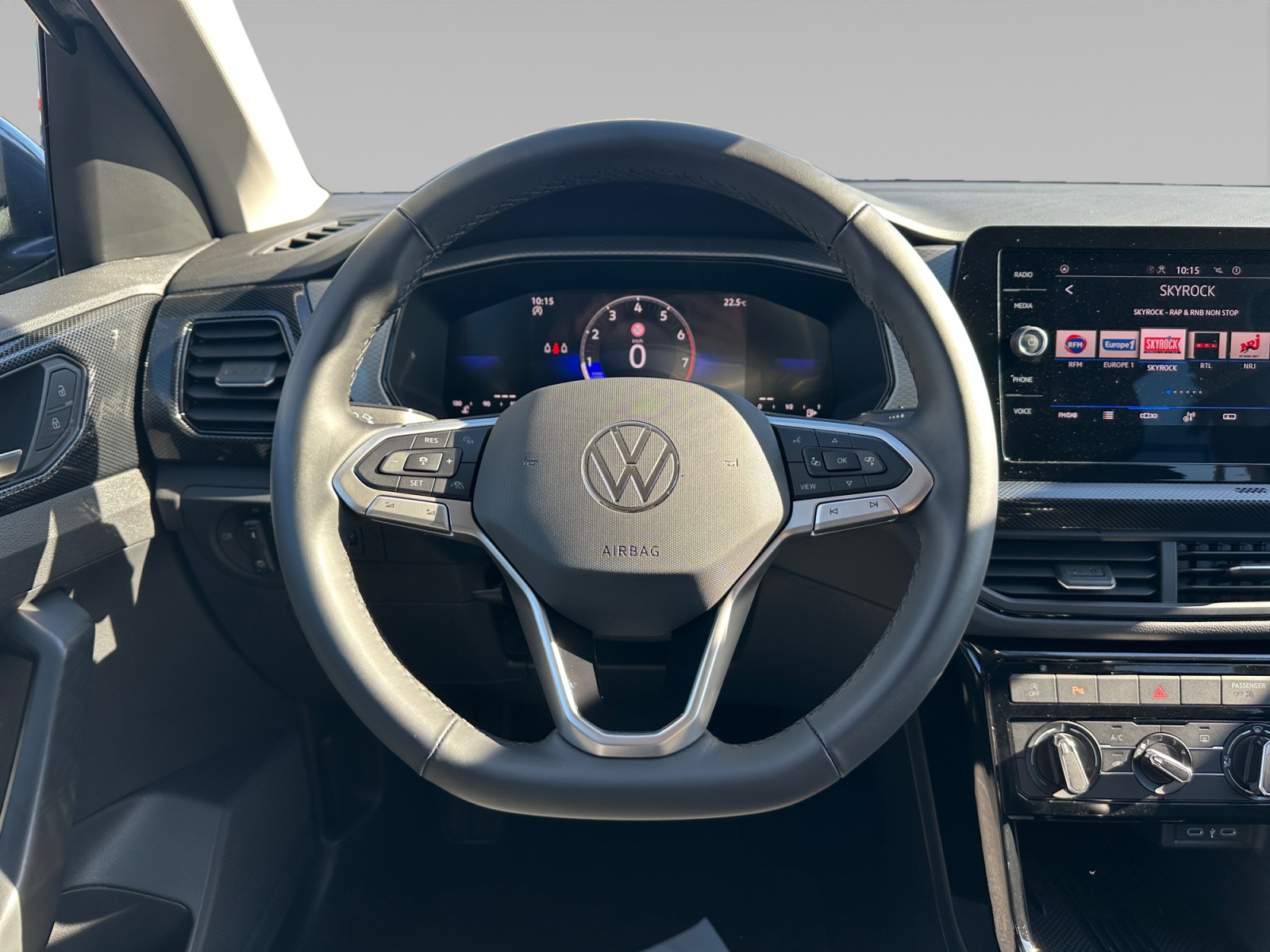 VOLKSWAGEN T CROSS POSTE+DE+PILOTAGE