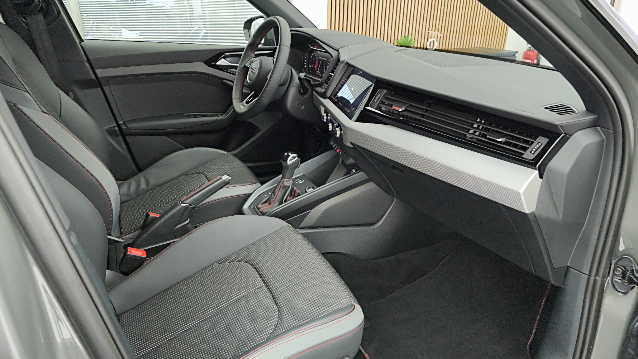 AUDI A1+SPORTBACK SIEGE+AVANT+PASSAGER