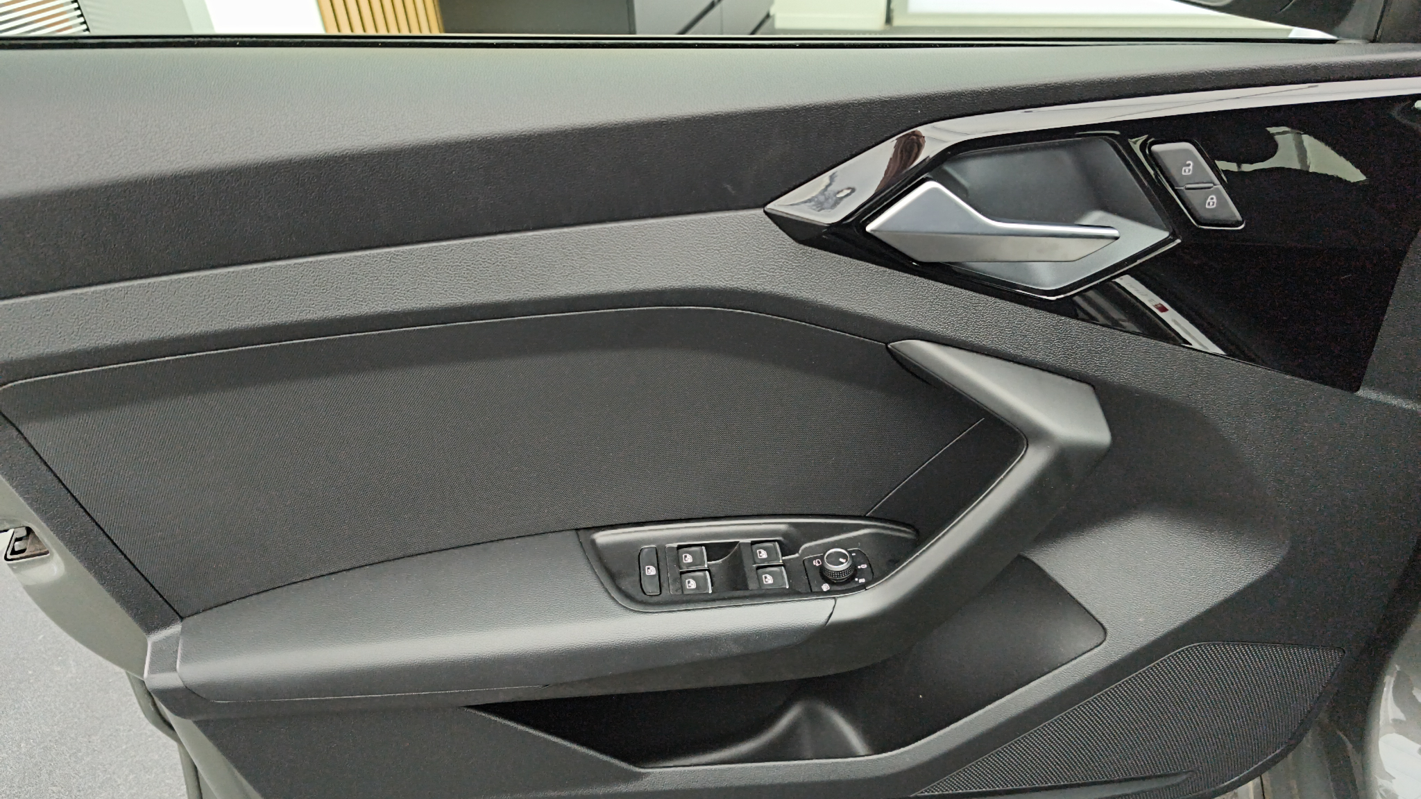 AUDI A1+SPORTBACK PANNEAU+DE+PORTE+AVANT+GAUCHE