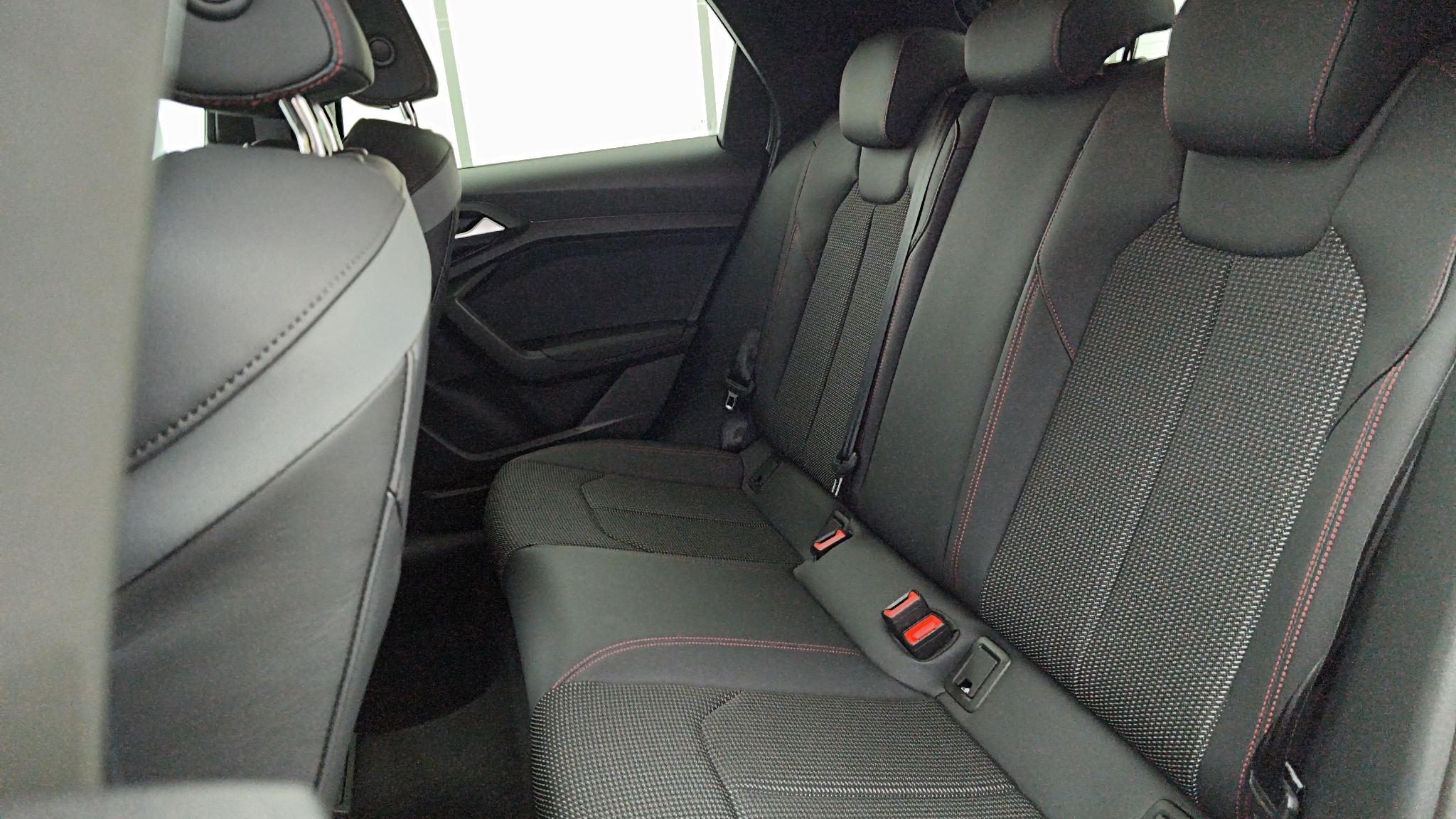 AUDI A1+SPORTBACK ASSISE+ARRIERE+CENTRALE