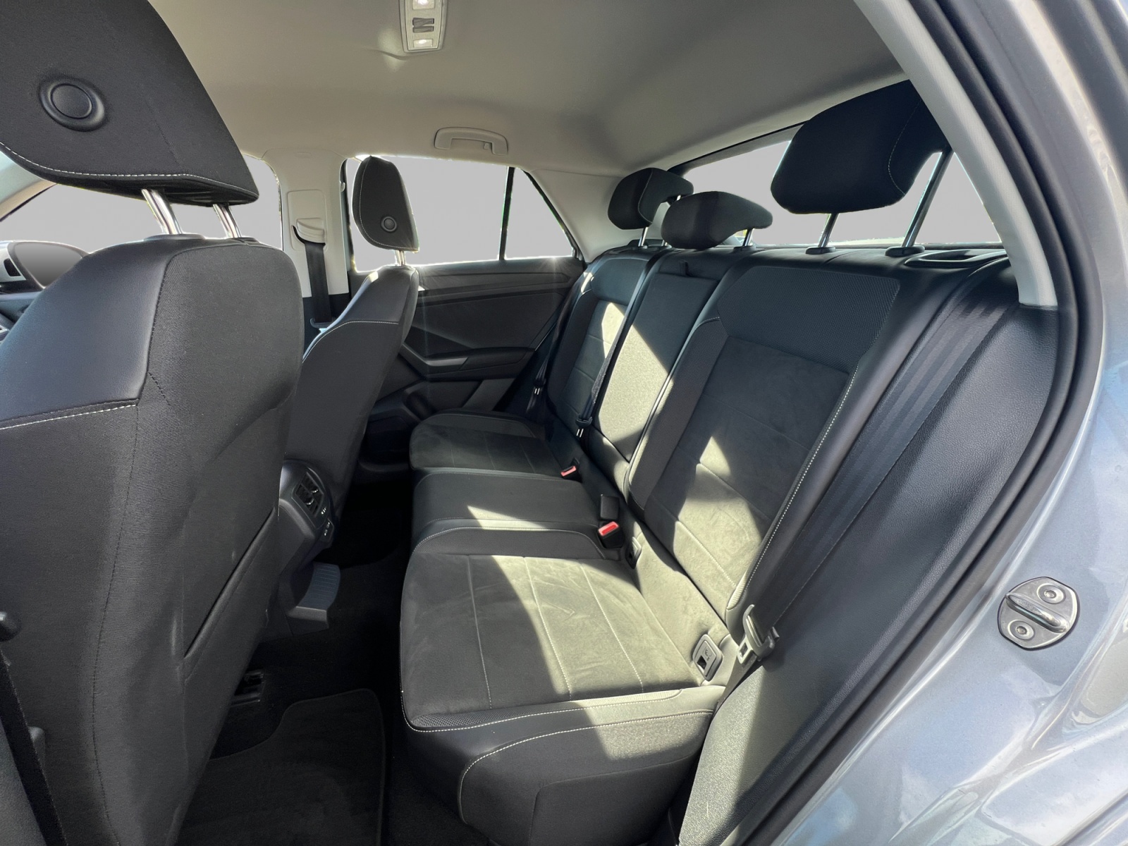 VOLKSWAGEN T ROC SIEGE+ARRIERE+GAUCHE
