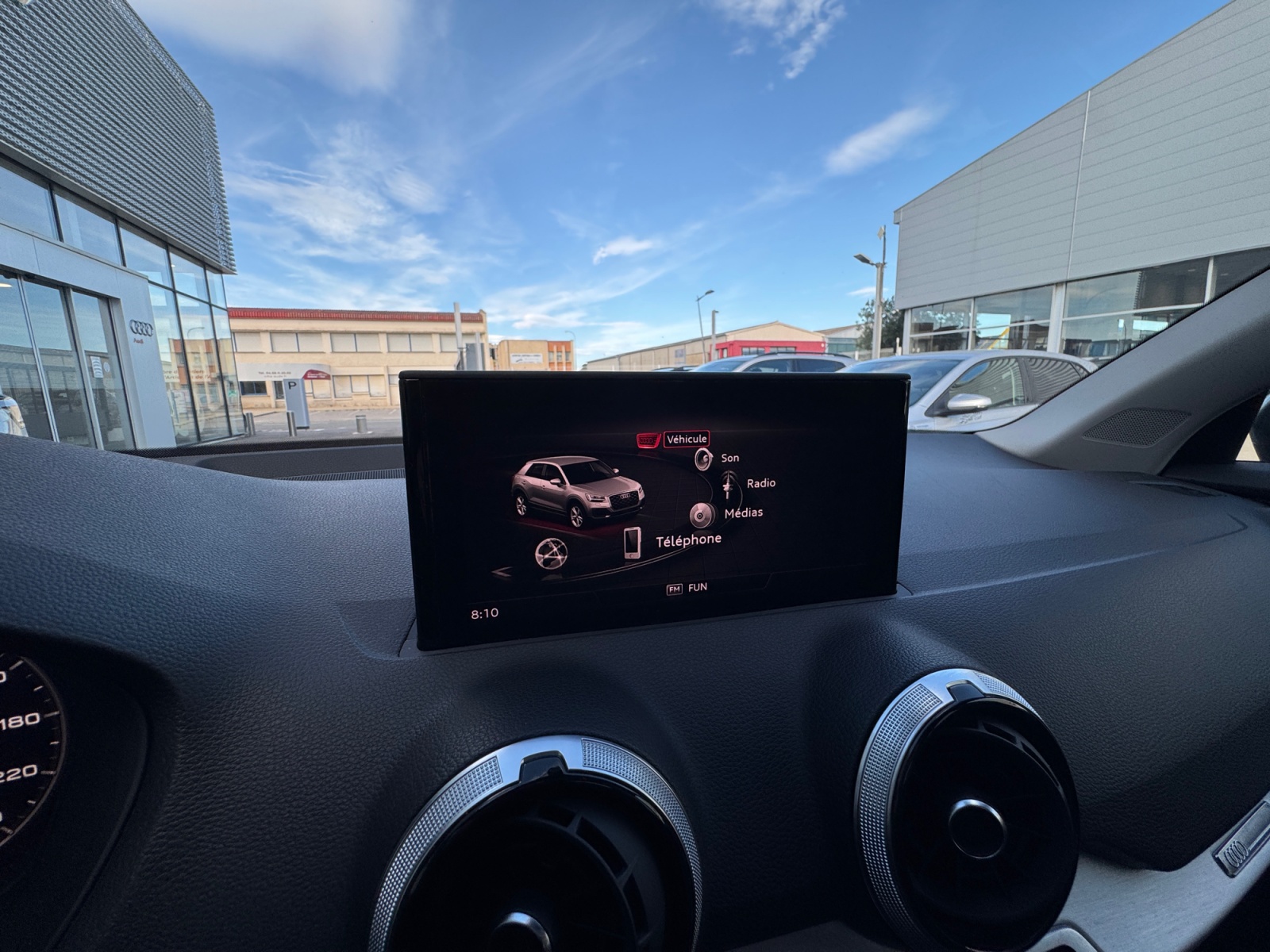 AUDI Q2
