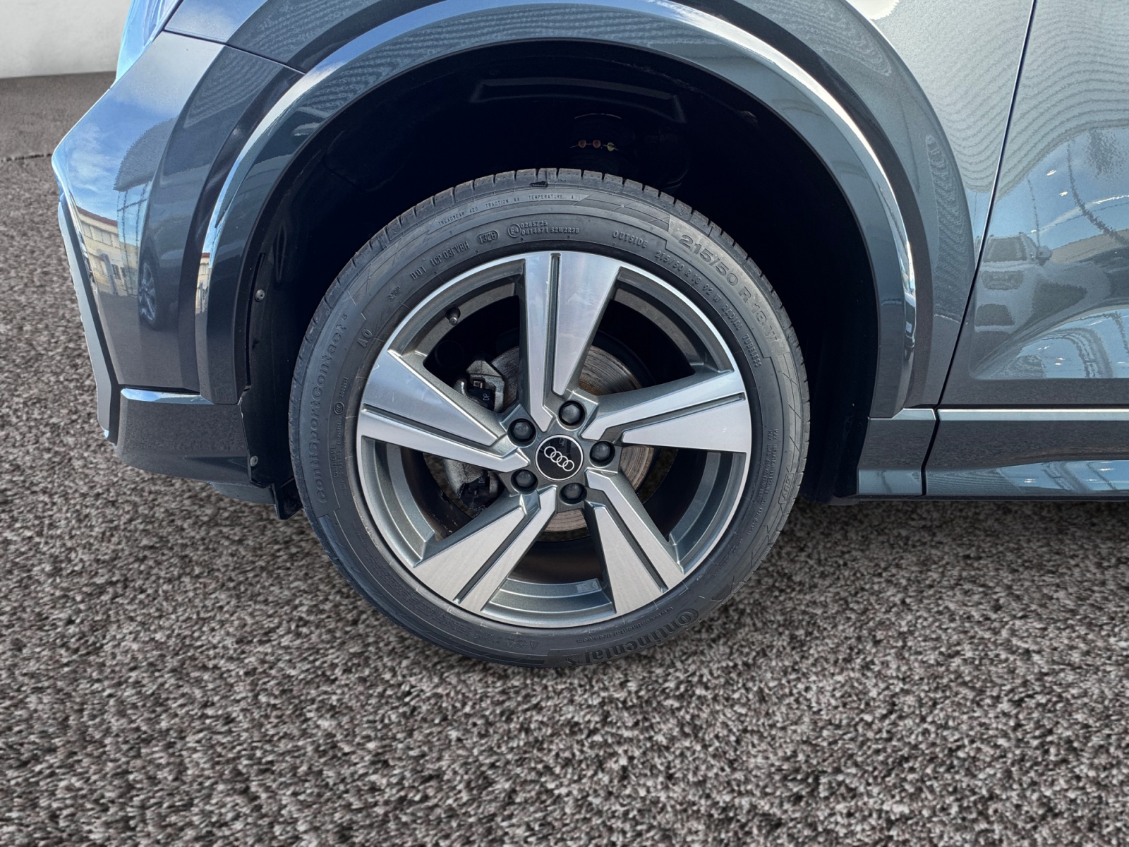 AUDI Q2 JANTE+AVANT+GAUCHE