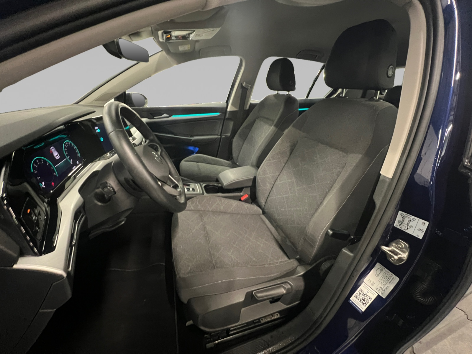 VOLKSWAGEN GOLF INTERIEUR+CONDUCTEUR