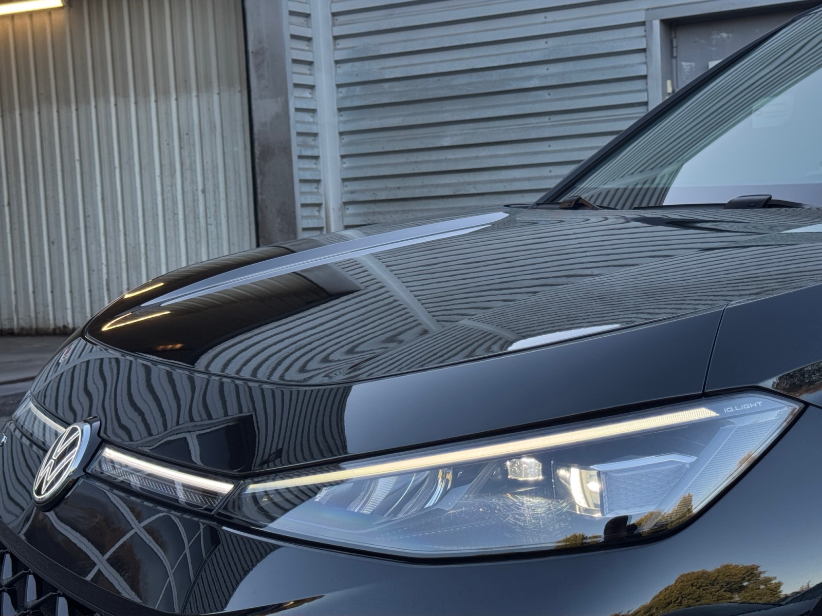 VOLKSWAGEN T ROC