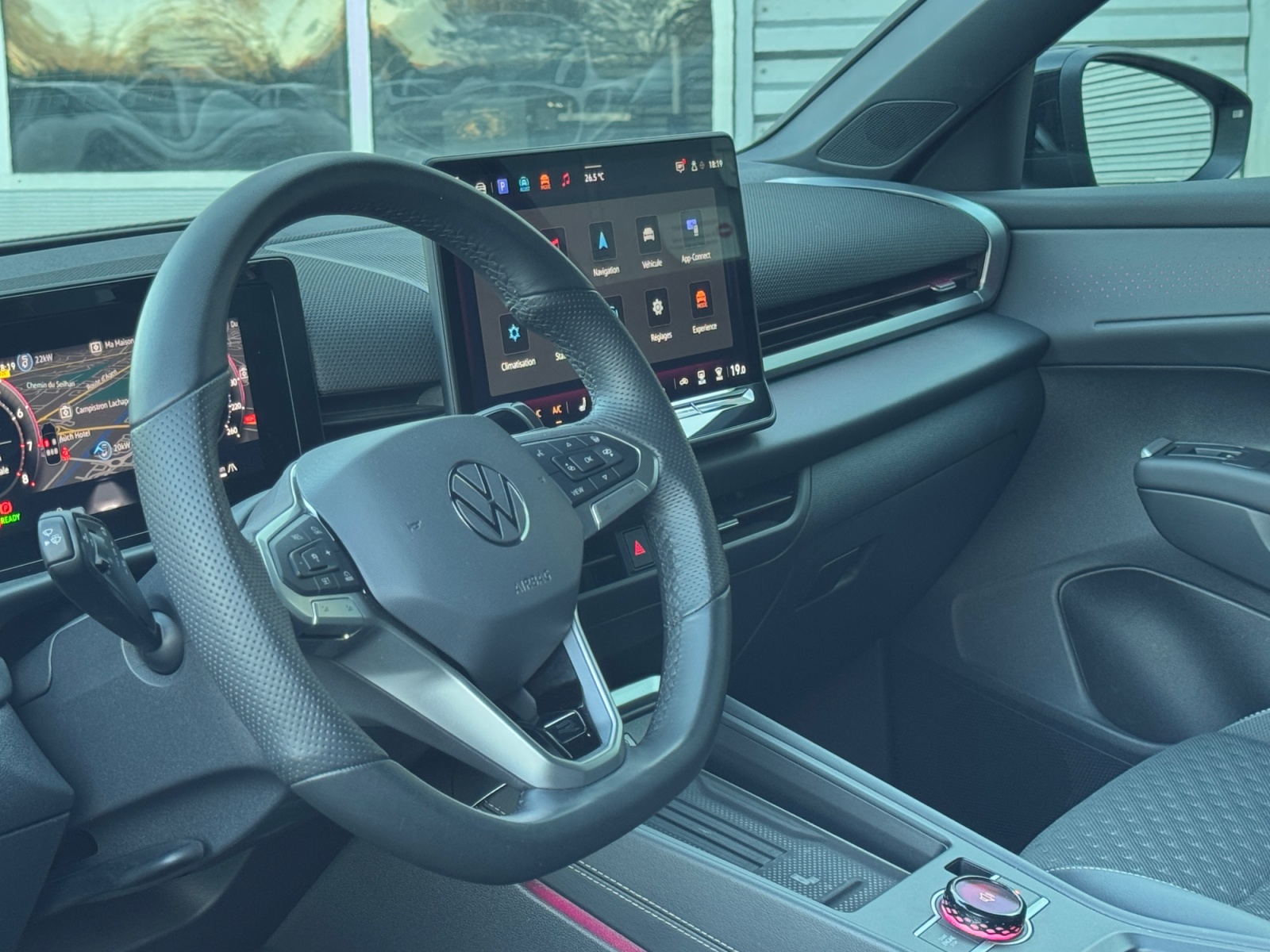 VOLKSWAGEN T ROC