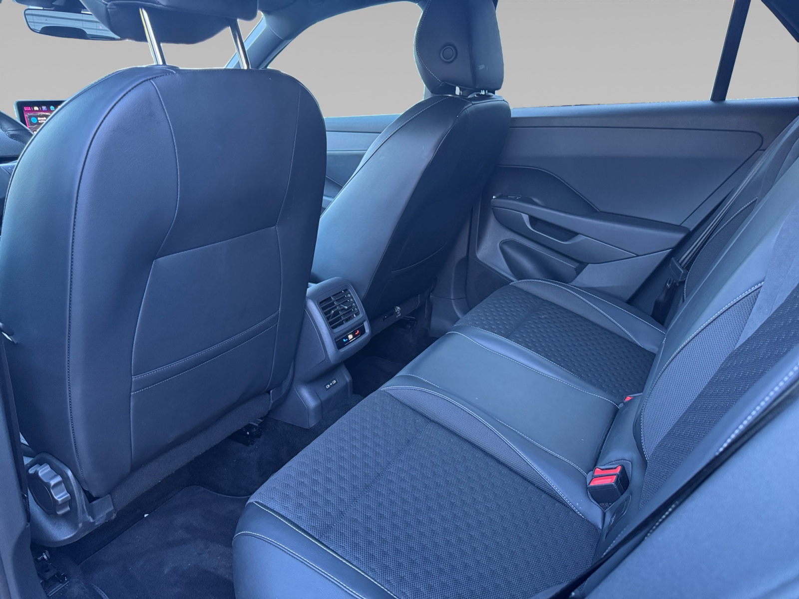 VOLKSWAGEN T ROC SIEGE+ARRIERE+GAUCHE