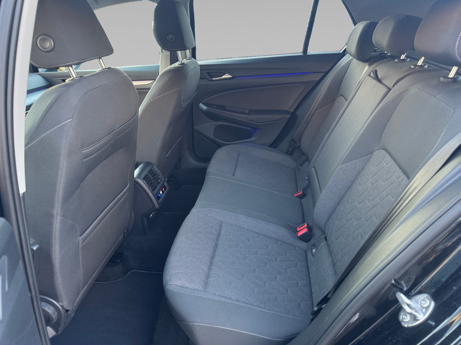VOLKSWAGEN GOLF SIEGE+ARRIERE+GAUCHE
