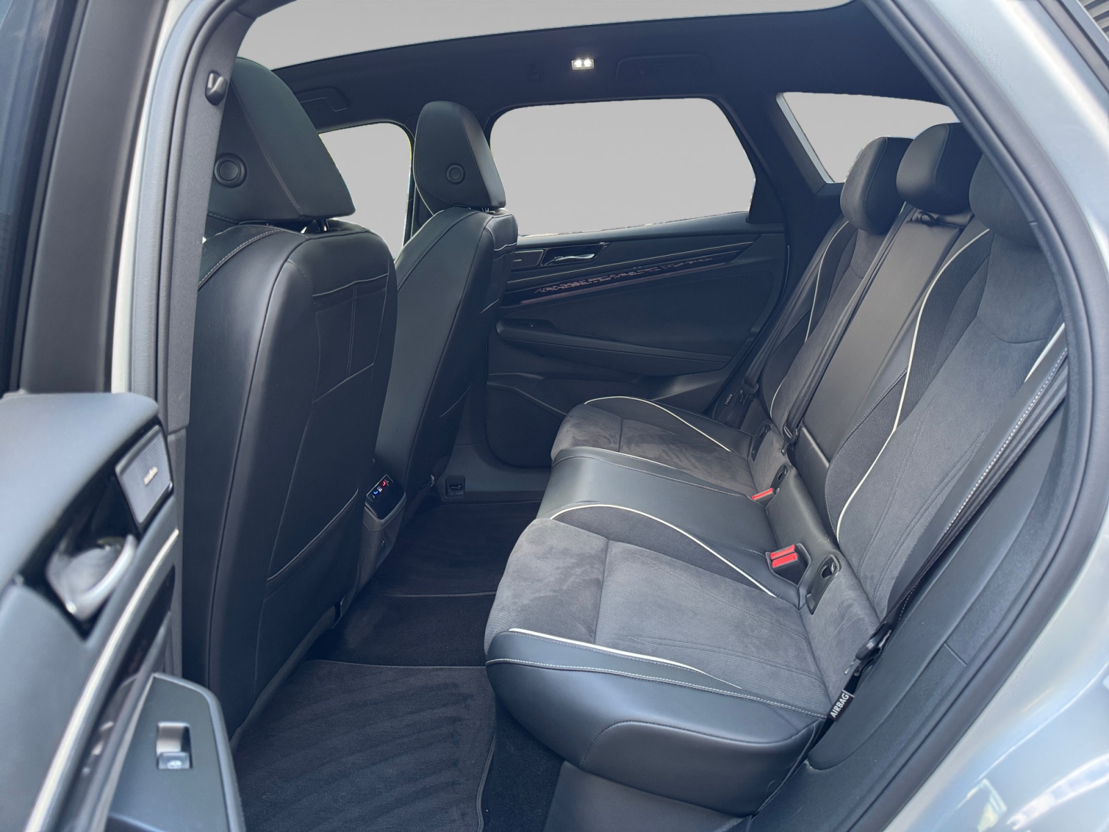 VOLKSWAGEN ID7+TOURER SIEGE+ARRIERE+GAUCHE