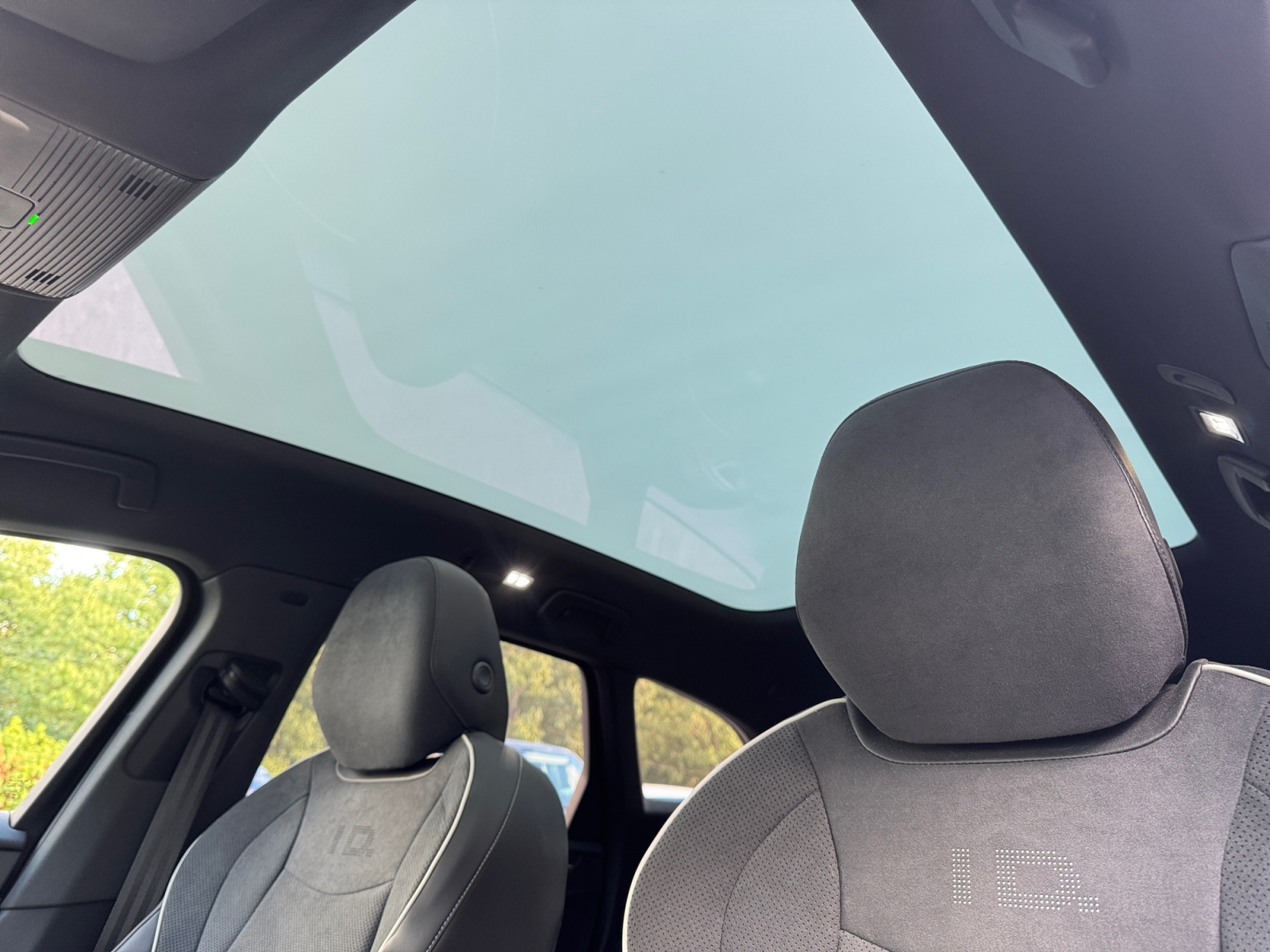 VOLKSWAGEN ID7+TOURER