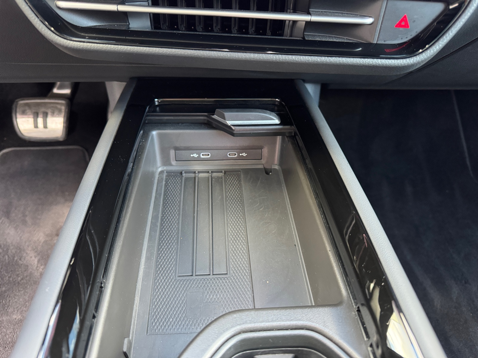 VOLKSWAGEN ID7+TOURER