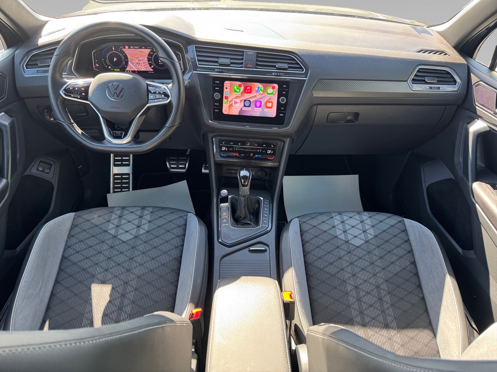 VOLKSWAGEN TIGUAN SIEGE+AVANT+PASSAGER