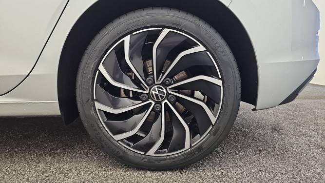 Golf 1.5 eTSI EVO2 150 DSG7