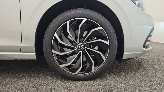 Golf 1.5 eTSI EVO2 150 DSG7