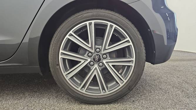 A1 Sportback 25 TFSI 95 ch S tronic 7