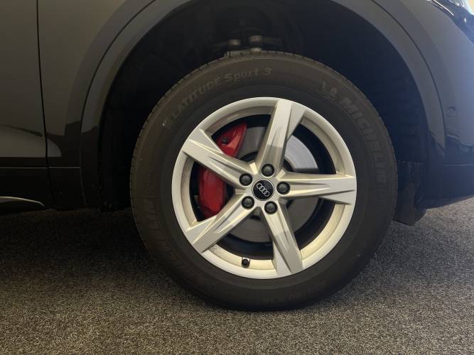 Q5 Sportback 55 TFSIe 367 S tronic 7 Quattro