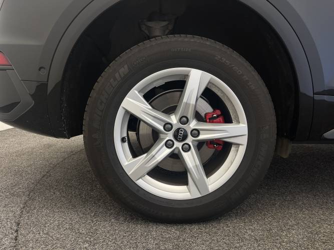 Q5 Sportback 55 TFSIe 367 S tronic 7 Quattro