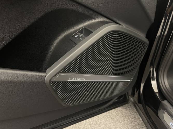 Q5 Sportback 55 TFSIe 367 S tronic 7 Quattro