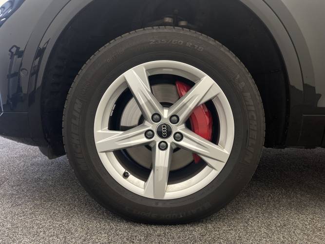 Q5 Sportback 55 TFSIe 367 S tronic 7 Quattro