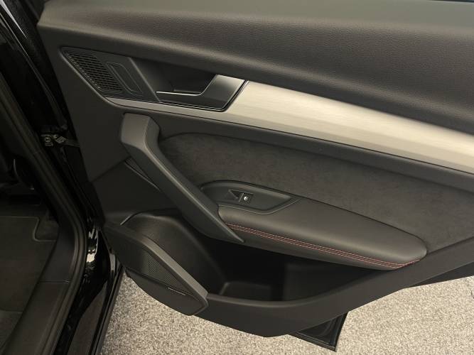Q5 Sportback 55 TFSIe 367 S tronic 7 Quattro