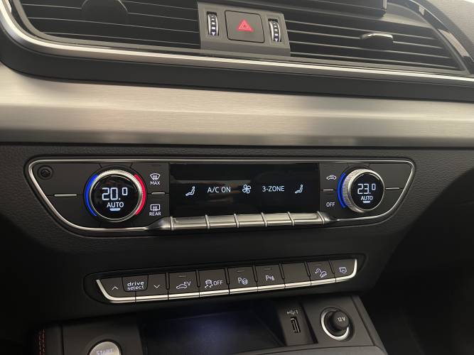 Q5 Sportback 55 TFSIe 367 S tronic 7 Quattro