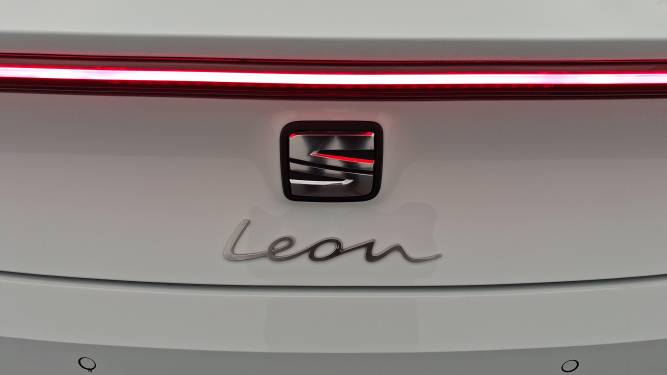 Leon 1.5 eTSI Hybrid 115 DSG7