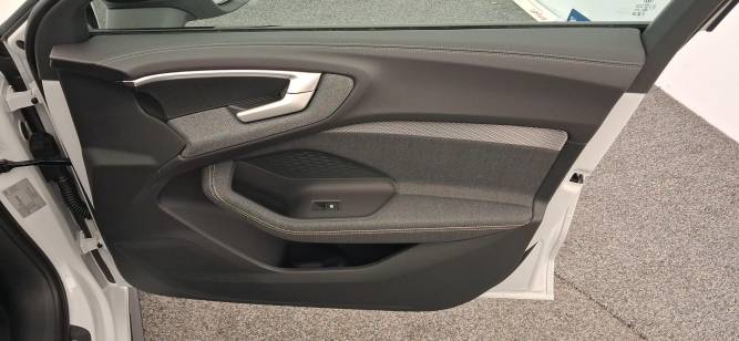 A5 Avant e-hybrid 299 ch S tronic 7 Quattro