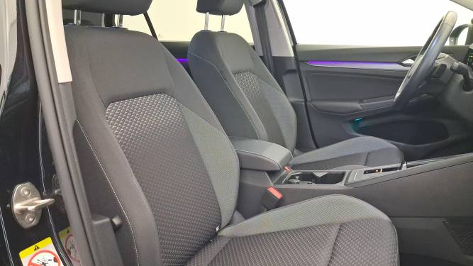 Golf 1.0 eTSI OPF 110 DSG7