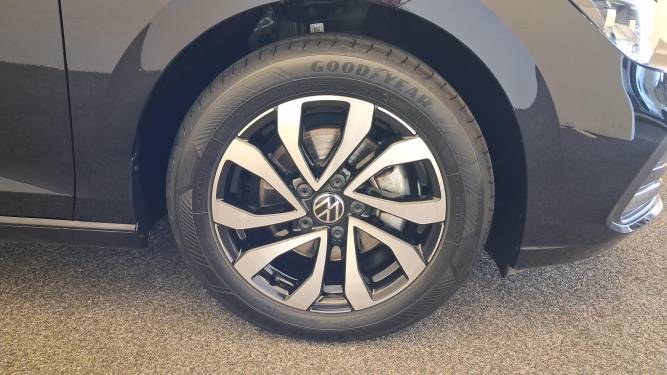 Golf 1.0 eTSI OPF 110 DSG7